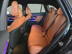 https://vehicle.imgix.net/4474882/1dc0e348-a3e9-40ea-bf5a-aeec864cd039.jpg