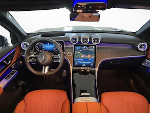 https://vehicle.imgix.net/4474882/f5f82277-0e2d-4d8f-9671-57075d9999f1.jpg