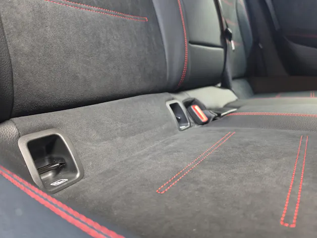 MERCEDES-BENZ A 250 e EQ Star AMG Line