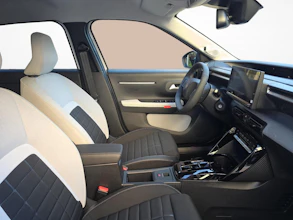https://vehicle.imgix.net/4474904/35cbe2f3-0f74-441d-b8f2-4bcfe52e3263.jpg