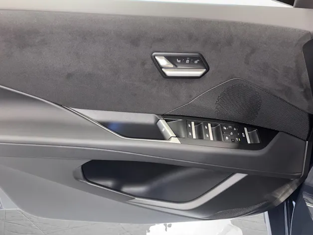 BMW iX3 50 xDrive