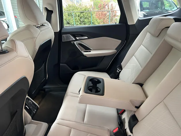 BMW X1 U11 30e xDrive paddles