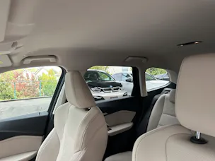 BMW X1 U11 30e xDrive paddles