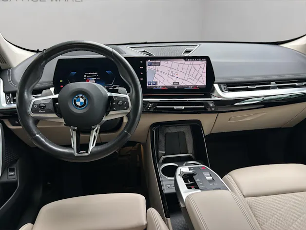 BMW X1 U11 30e xDrive paddles