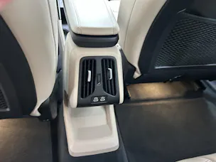 BMW X1 U11 30e xDrive paddles
