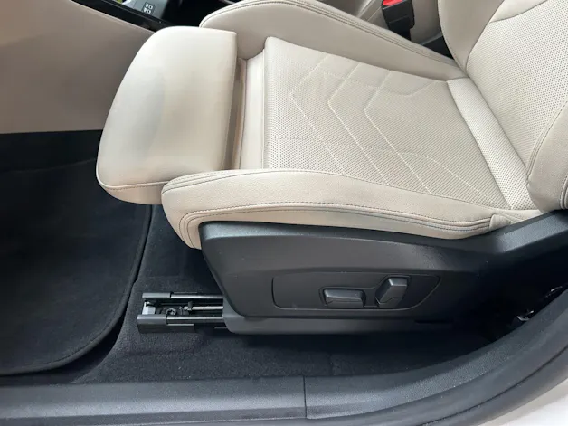 BMW X1 U11 30e xDrive paddles