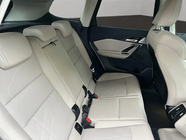 BMW X1 U11 30e xDrive paddles