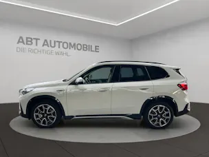 BMW X1 U11 30e xDrive paddles