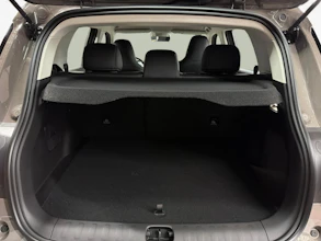 https://vehicle.imgix.net/4474967/ec8f60b8-4af4-414f-b7ab-66ef0bac6086.jpg