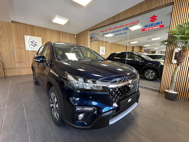 Suzuki S-Cross 1.4 T Piz Sulai Top Hybrid 4x4 4 ROUES HIVER OFFERT