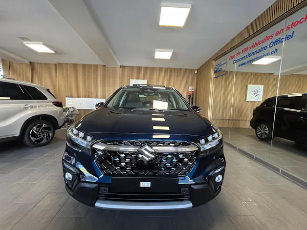 Suzuki S-Cross 1.4 T Piz Sulai Top Hybrid 4x4 4 ROUES HIVER OFFERT