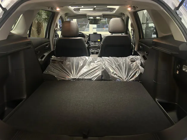 Suzuki S-Cross 1.4 T Piz Sulai Top Hybrid 4x4 4 ROUES HIVER OFFERT