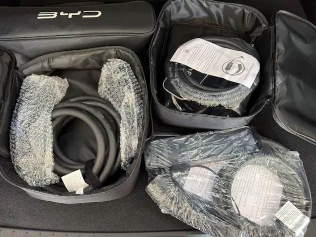 BYD Seal U DM-i Design AWD