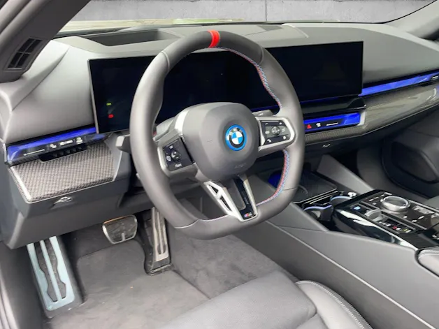 BMW i5 G60 M60 xDrive