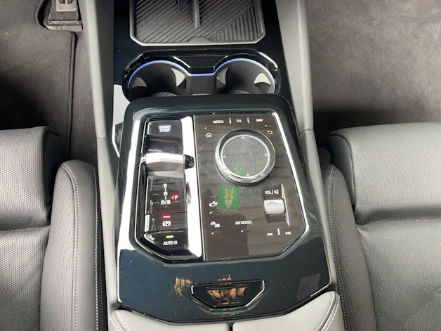 BMW i5 G60 M60 xDrive