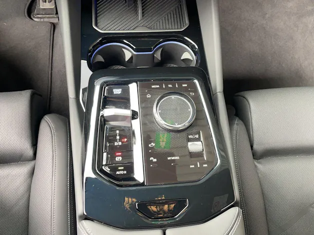 BMW i5 G60 M60 xDrive