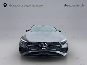 MERCEDES-BENZ A 220 AMG Line 4Matic