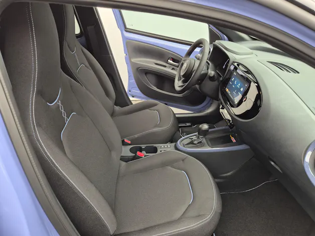 Toyota Aygo X 1.5 VVT-i HSD Trend