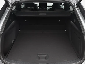 Fahrzeugbild TOYOTA Corolla Touring Sports 2.0 HSD Trend