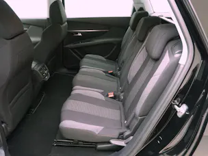 PEUGEOT 5008 1.5 BlueHDi Business Line