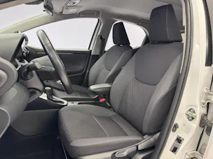Toyota Yaris 1.5 VVT-i HSD Comfort