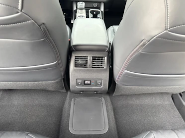 MITSUBISHI OUTLANDER 14