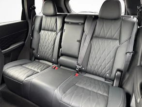 https://vehicle.imgix.net/4475176/ed922d81-b5c6-4230-b97b-f43f61095bf1.jpg