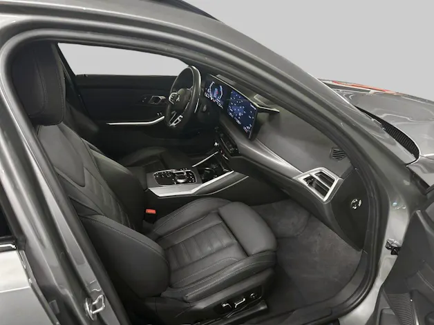 BMW 320d xDrive Tour. M Sport