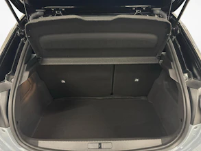 https://vehicle.imgix.net/4475203/b652b4a7-7d54-4c80-a7e5-8a32d42ddf1f.jpg
