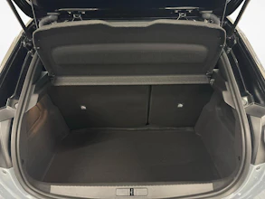 https://vehicle.imgix.net/4475215/000c2ac8-e437-4408-96d6-abf8c38a05fb.jpg
