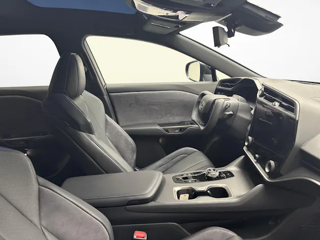 Lexus RZ 550e F Sport