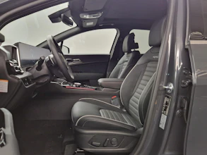 https://vehicle.imgix.net/4475275/759c9e93-ae14-4168-870f-ec13d7c94736.jpg