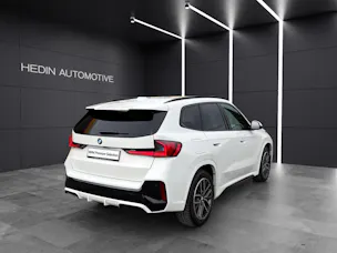 BMW X1 20i sDrive paddles