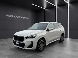 BMW X1 U11 20i sDrive paddles