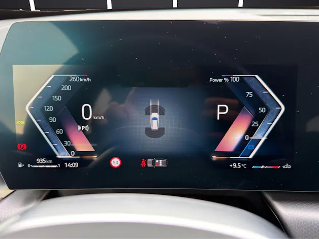 BMW X1 U11 20i sDrive paddles