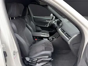 BMW X1 20i sDrive paddles
