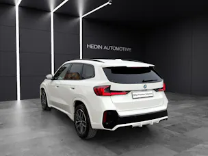 BMW X1 20i sDrive paddles