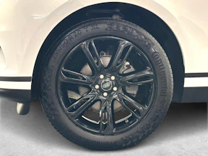 https://vehicle.imgix.net/4475318/0add682d-3977-40ff-bca2-07d74673c22e.jpg