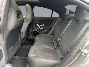 MERCEDES-BENZ CLA 250 AMG Line 4matic