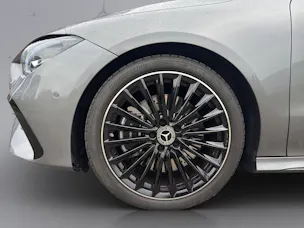 MERCEDES-BENZ CLA 250 AMG Line 4matic