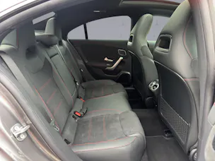 MERCEDES-BENZ CLA 250 AMG Line 4matic