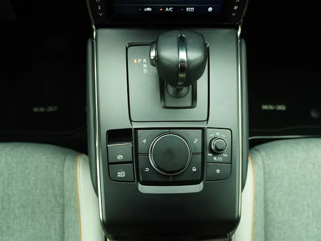 MAZDA MX-30 e-Skyactiv Revolution