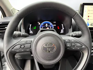 Toyota Yaris 1.5 VVT-i HSD Trend