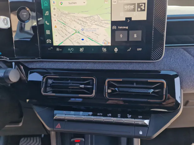 RENAULT R4 E-Tech Comfort Range techno