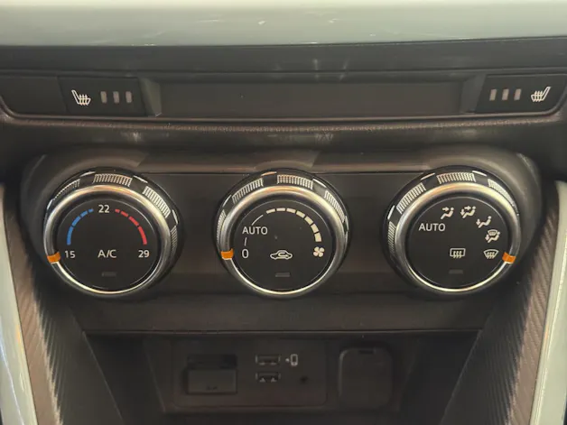 MAZDA 2 1.5 90 PS Centre-Line Automat