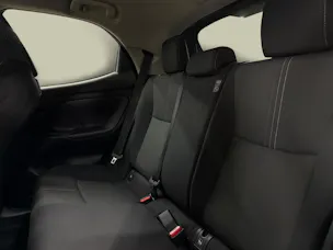 Toyota Yaris 1.5 VVT-i HSD Trend