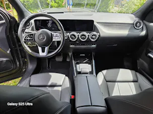MERCEDES-BENZ GLA 250 Progressive 4matic