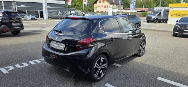PEUGEOT 208 1.2 PureTech GT Line S/S