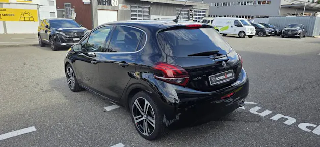 PEUGEOT 208 1.2 PureTech GT Line S/S