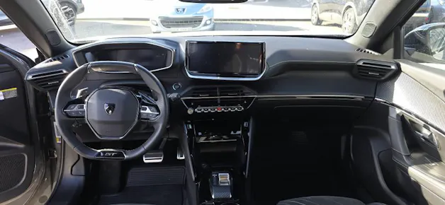 PEUGEOT 2008 1.2 PureTech 130 GT